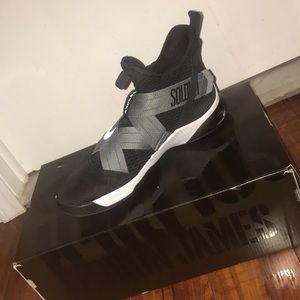 Lebron Soldier XII SFG